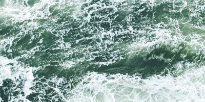 “Chat人工智能免费入口大全：中文版在线使用推荐”