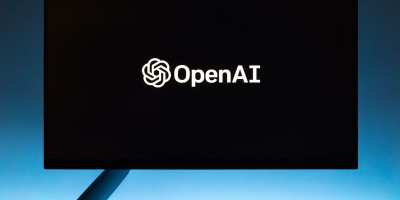 “探寻Chat人工智能免费入口：中文版推荐分享”