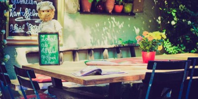 “AI写作：智能生成精彩论文”