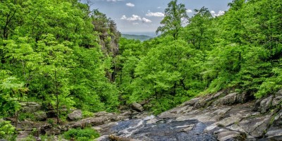 “Chat 人工智能免费入口大全及推荐”