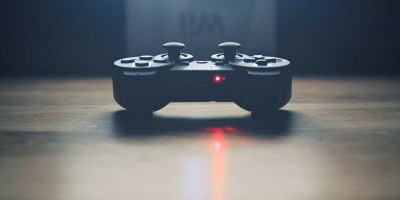 “畅聊人工智能：免费入口大全”