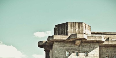 “人工智能聊天免费入口：汇总推荐中文在线版”