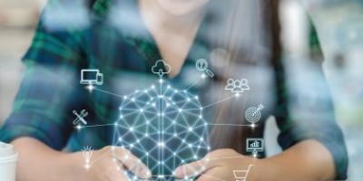 免费使用AI写作助手，轻松生成优质报告和创意内容，提升写作效率，助你成为创作达人！