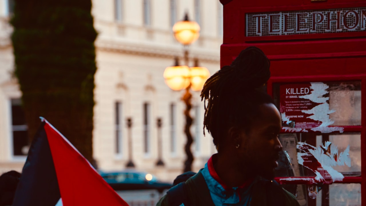 未来智能时代：人工智能论文与发展现状