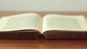 “AI写作：释放创作灵感”