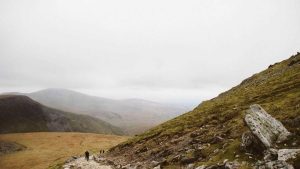 “AI写作革命：探索人工智能如何改变文学创作”