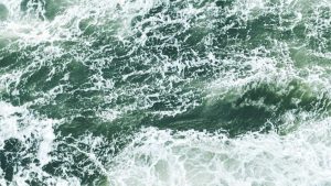 “Chat人工智能免费入口大全：中文版在线使用推荐”