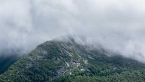 免费畅聊：解锁人工智能对话入口