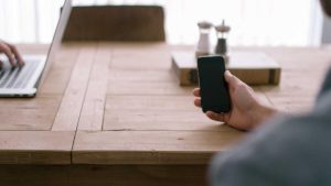 “畅享AI互动：免费Chat人工智能大全攻略”