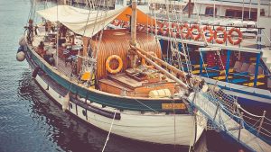 人工智能论文写作与应用前景探析